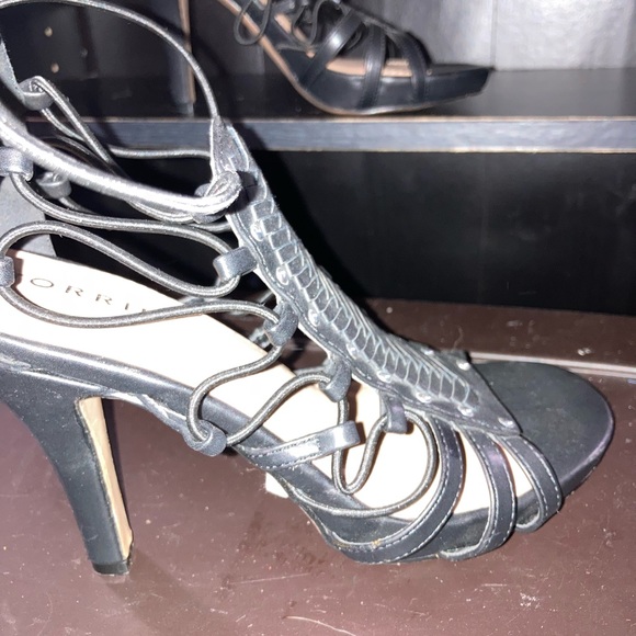 Torrid 8.5 heels - Picture 1 of 3